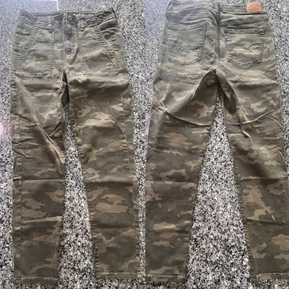 Women’s American Eagle Cropped Hi-Rise Jegging w/Front Slash Pockets - Size 10R